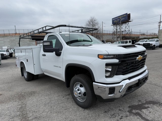 more details - chevrolet silverado 3500hd cc