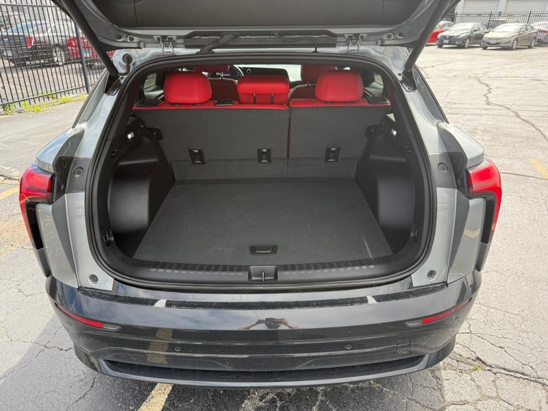 Chevrolet Blazer EV Vehicle Full-screen Gallery Image 07