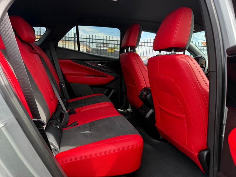 Chevrolet Blazer EV Vehicle Full-screen Gallery Image 11