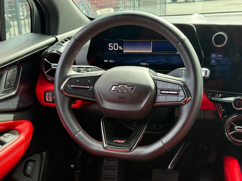 Chevrolet Blazer EV Vehicle Full-screen Gallery Image 13