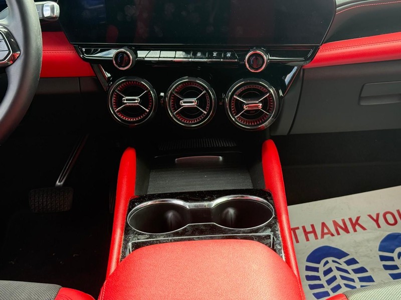 Chevrolet Blazer EV Vehicle Full-screen Gallery Image 15