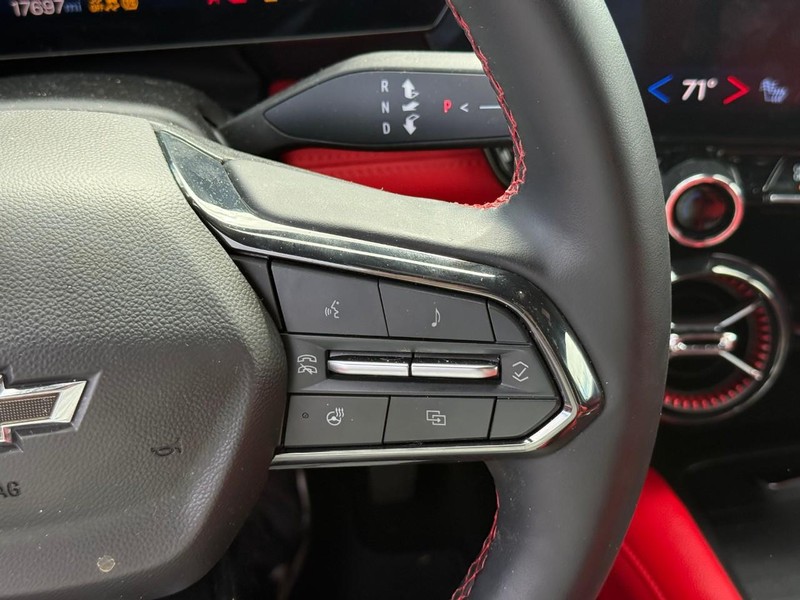 Chevrolet Blazer EV Vehicle Full-screen Gallery Image 21