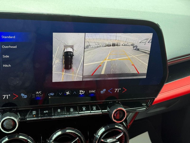 Chevrolet Blazer EV Vehicle Full-screen Gallery Image 23