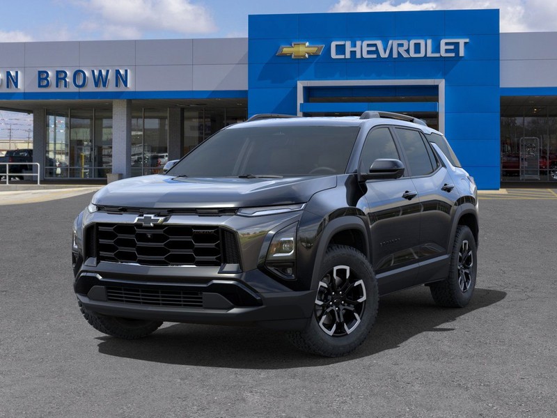 Chevrolet Equinox Vehicle Full-screen Gallery Image 6