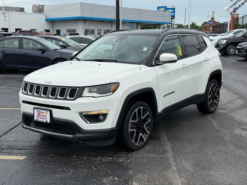 Jeep Compass Vehicle Full-screen Gallery Image 7