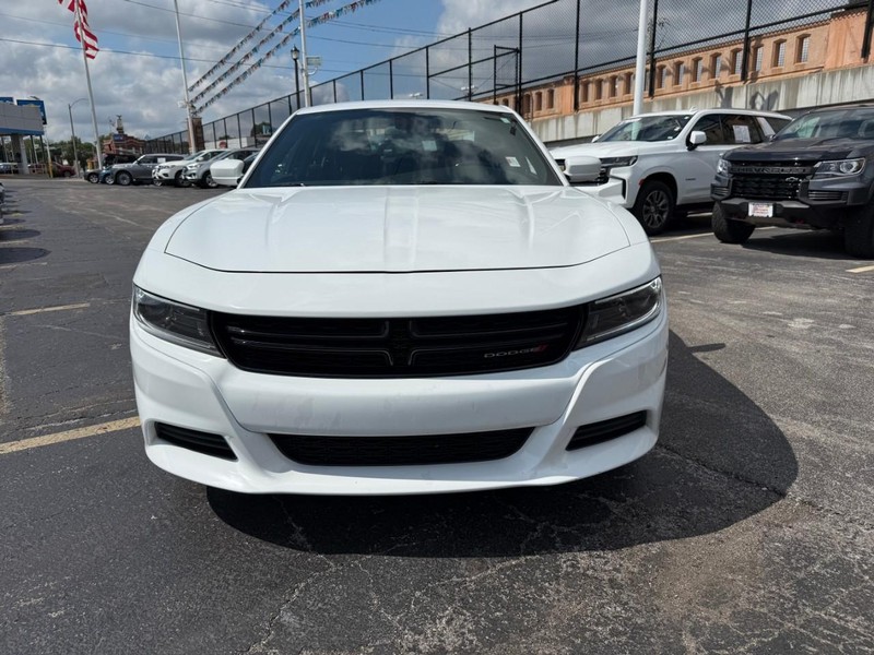 Dodge Charger Vehicle Full-screen Gallery Image 13