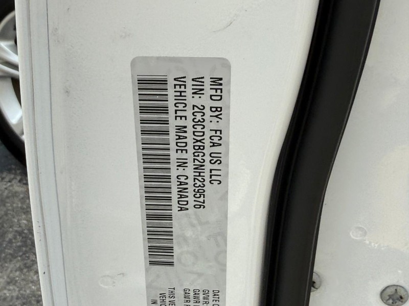 Dodge Charger Vehicle Full-screen Gallery Image 31