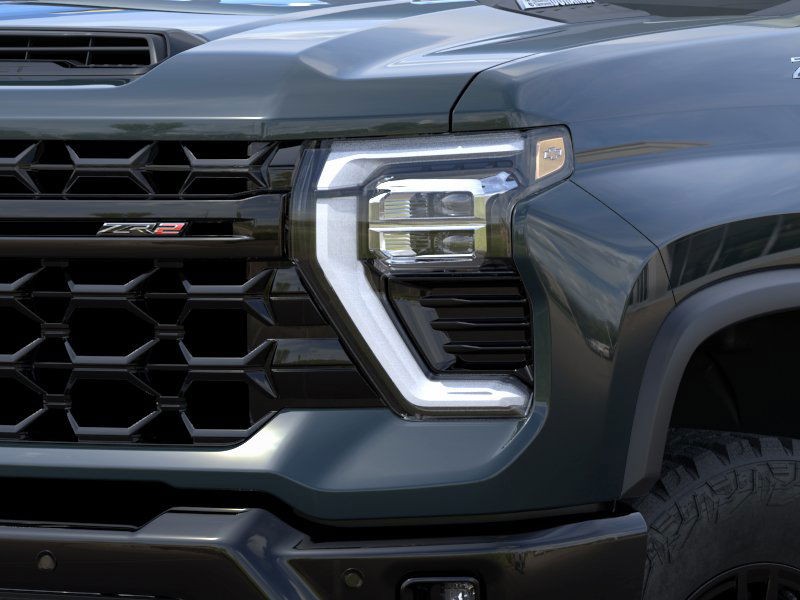 Chevrolet Silverado 2500HD Vehicle Full-screen Gallery Image 10