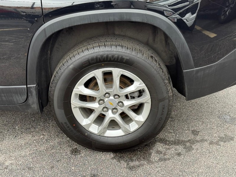 Chevrolet Traverse Vehicle Full-screen Gallery Image 7