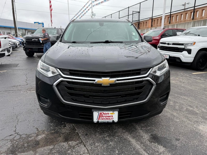 Chevrolet Traverse Vehicle Full-screen Gallery Image 13