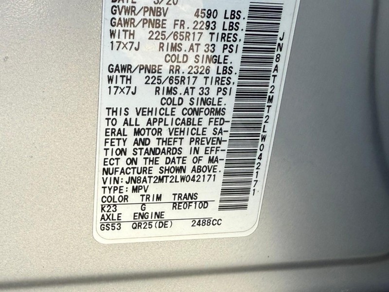 Nissan Rogue Vehicle Full-screen Gallery Image 31