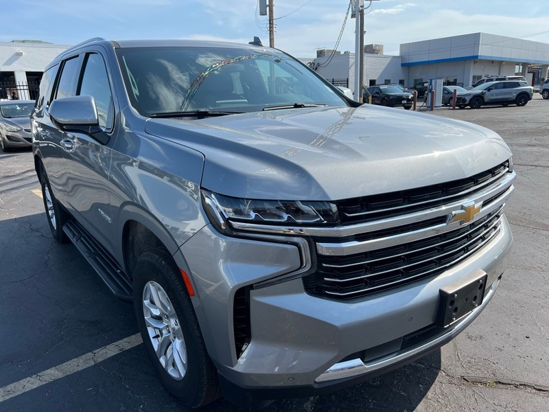 Chevrolet Tahoe Vehicle Full-screen Gallery Image 3