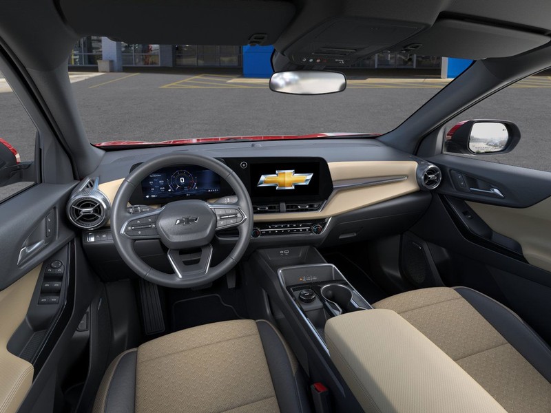 Chevrolet Equinox Vehicle Full-screen Gallery Image 15