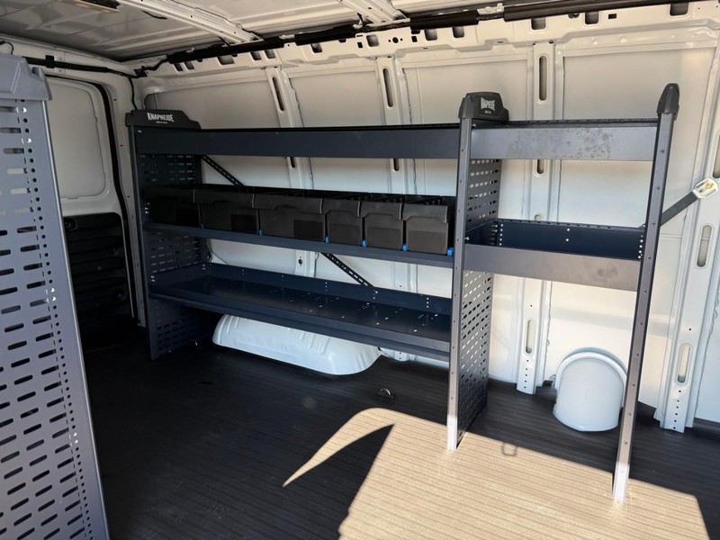 Chevrolet Express Cargo Van Vehicle Full-screen Gallery Image 5