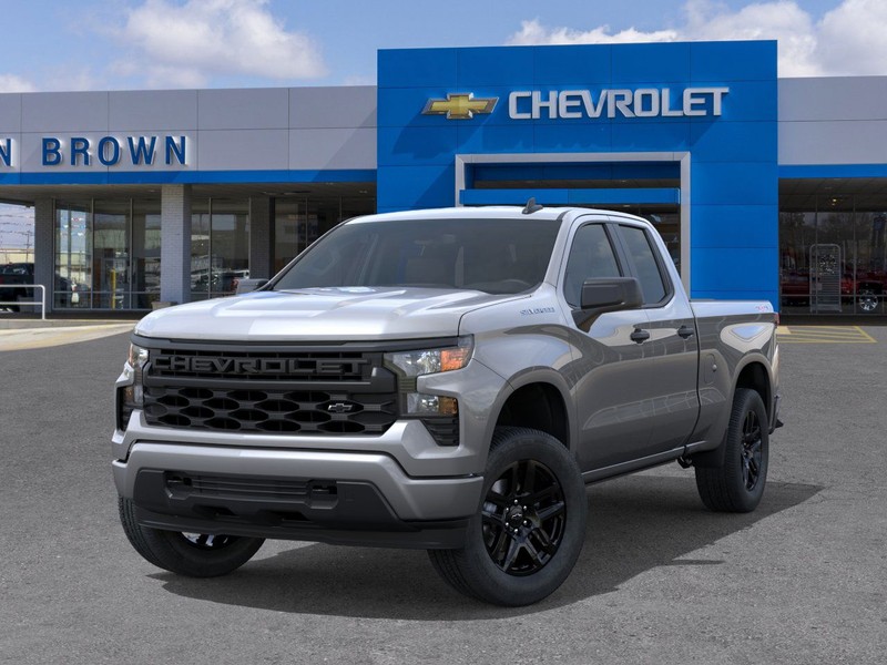 Chevrolet Silverado 1500 Vehicle Full-screen Gallery Image 6