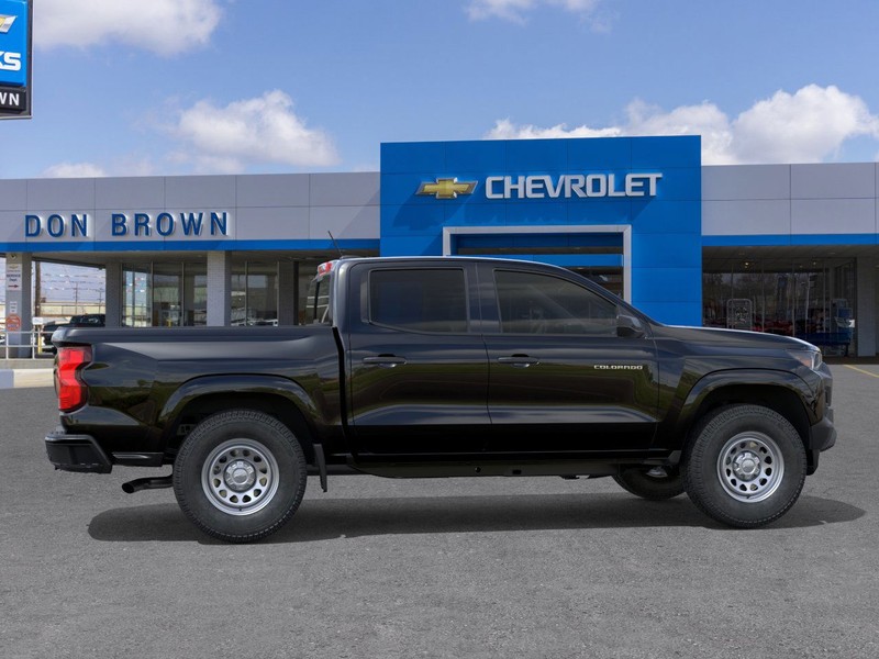 Chevrolet Colorado Vehicle Full-screen Gallery Image 5