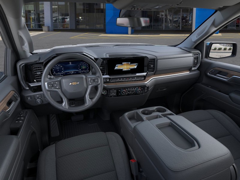 Chevrolet Silverado 1500 Vehicle Full-screen Gallery Image 15
