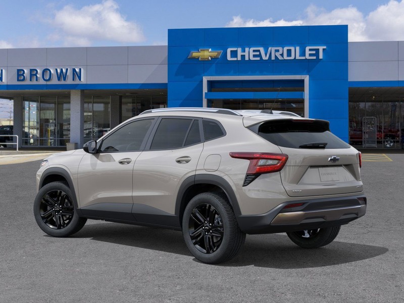 Chevrolet Trax Vehicle Full-screen Gallery Image 3