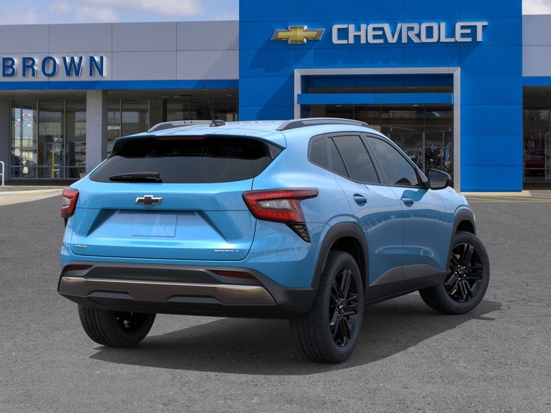 Chevrolet Trax Vehicle Full-screen Gallery Image 4