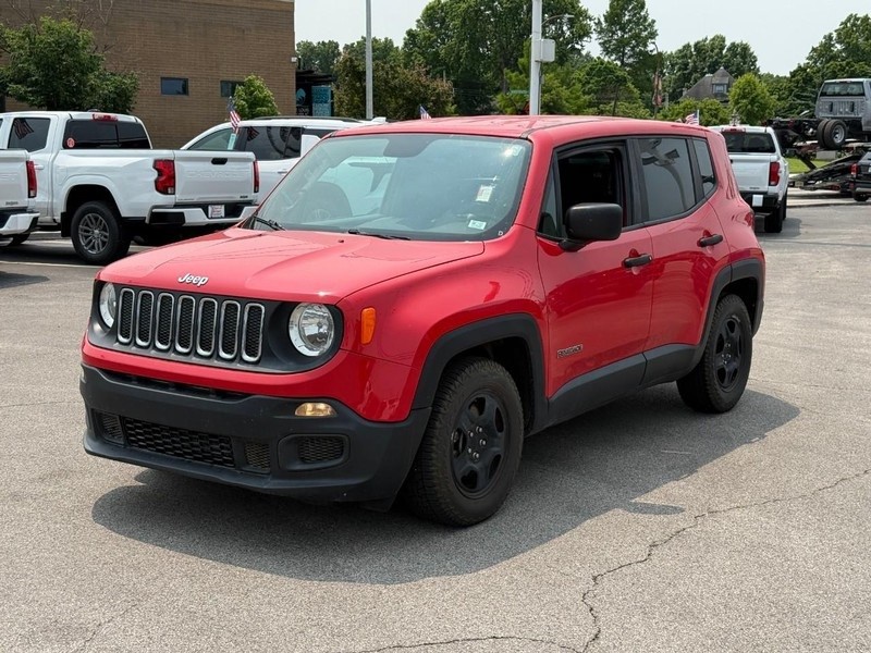Jeep Renegade Vehicle Full-screen Gallery Image 8