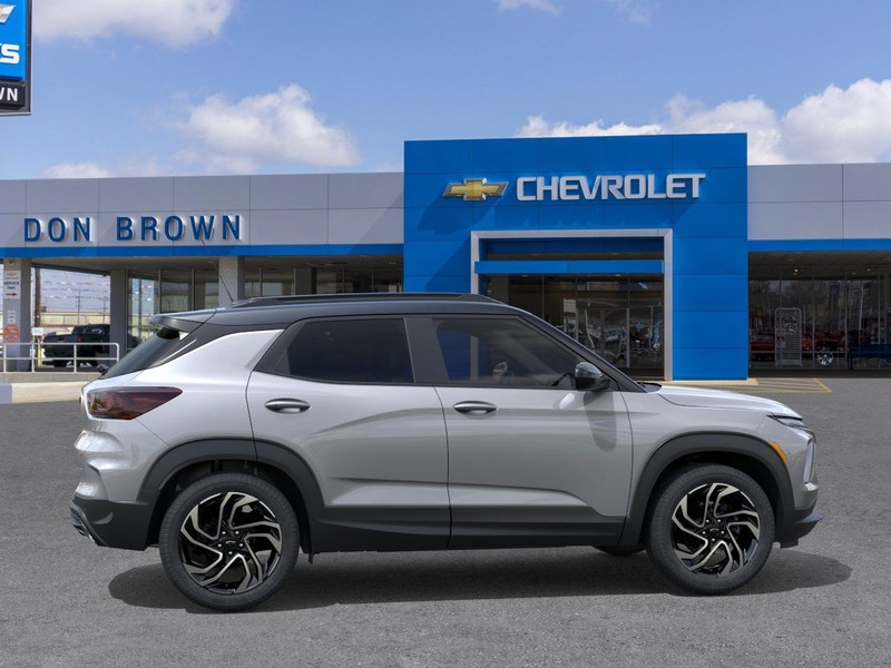 Chevrolet Trailblazer Vehicle Full-screen Gallery Image 5