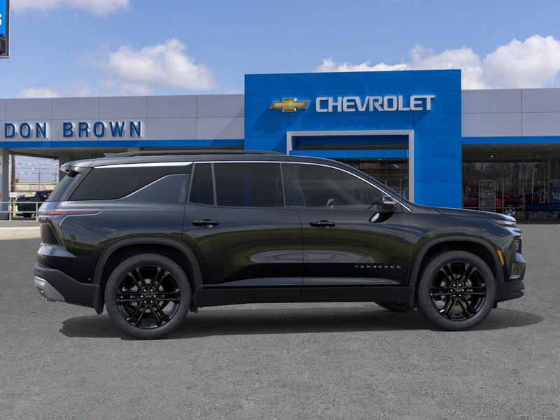 Chevrolet Traverse Vehicle Full-screen Gallery Image 5