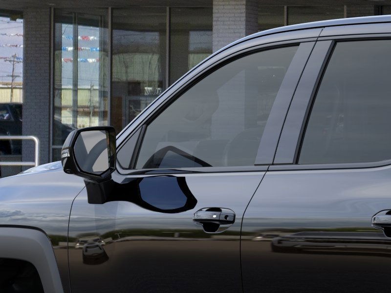 Chevrolet Silverado EV Vehicle Full-screen Gallery Image 12