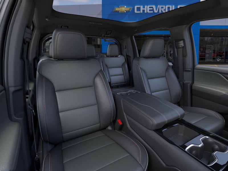 Chevrolet Silverado EV Vehicle Full-screen Gallery Image 16