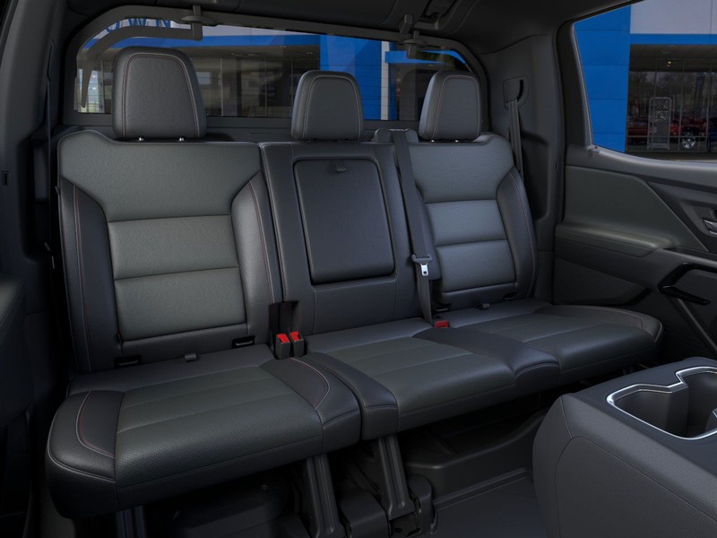 Chevrolet Silverado EV Vehicle Full-screen Gallery Image 17