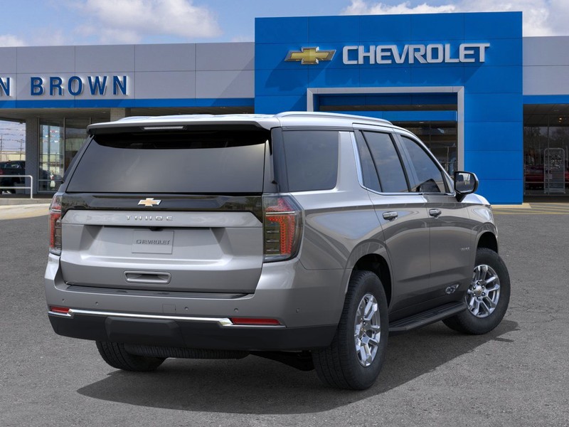 Chevrolet Tahoe Vehicle Full-screen Gallery Image 4