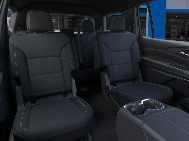 Chevrolet Traverse Vehicle Full-screen Gallery Image 17