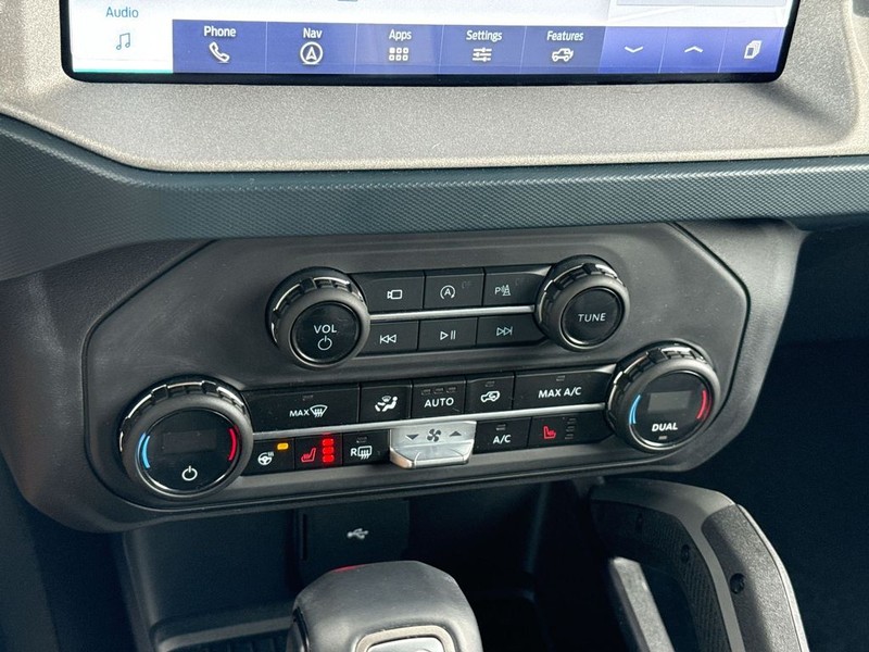 Ford Bronco Vehicle Full-screen Gallery Image 41