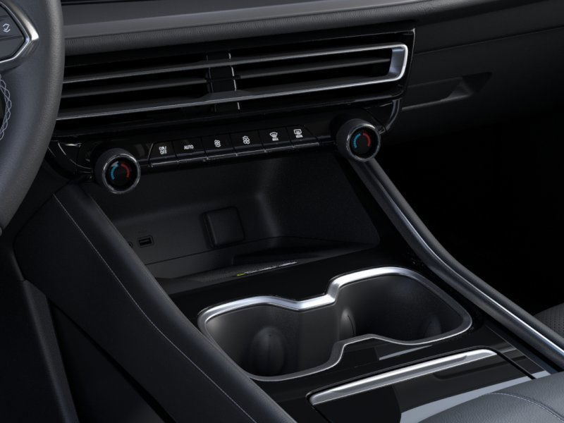 Chevrolet Traverse Vehicle Full-screen Gallery Image 23