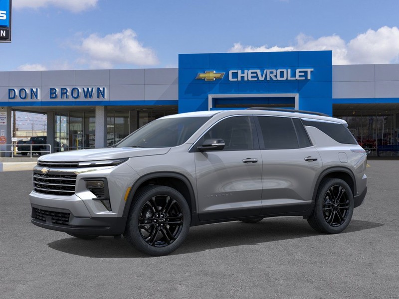 Chevrolet Traverse Vehicle Full-screen Gallery Image 2