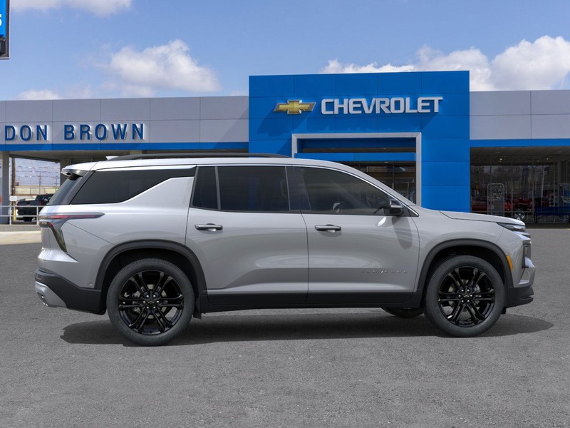 Chevrolet Traverse Vehicle Full-screen Gallery Image 5