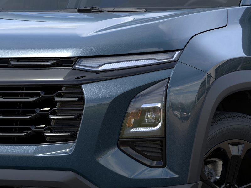 Chevrolet Equinox Vehicle Full-screen Gallery Image 10