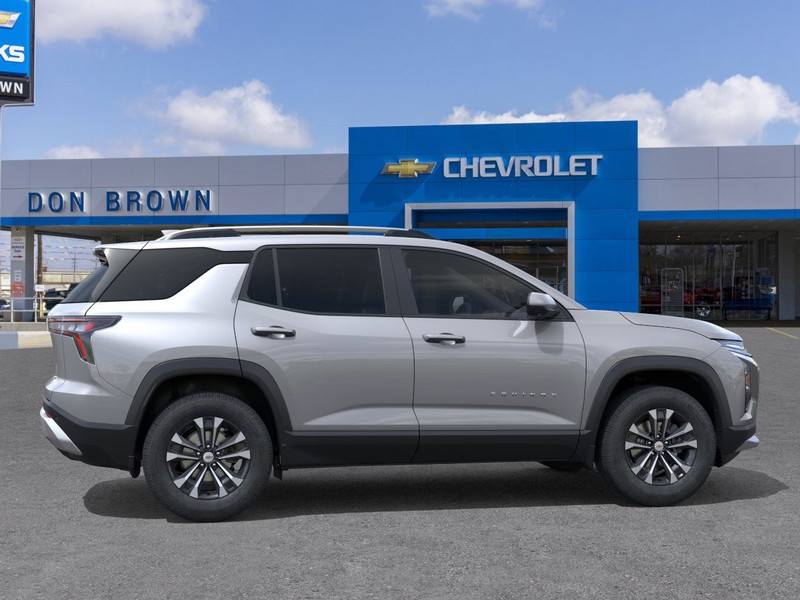 Chevrolet Equinox Vehicle Full-screen Gallery Image 5