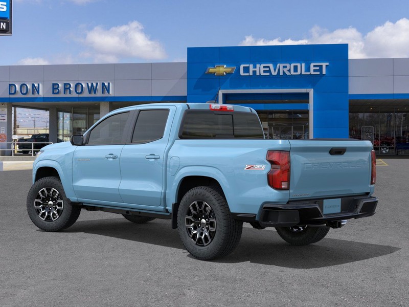 Chevrolet Colorado Vehicle Full-screen Gallery Image 3