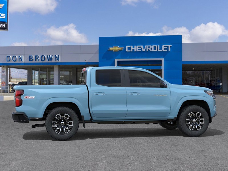 Chevrolet Colorado Vehicle Full-screen Gallery Image 5