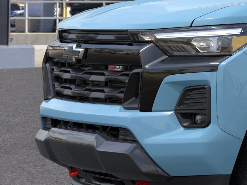 Chevrolet Colorado Vehicle Full-screen Gallery Image 13