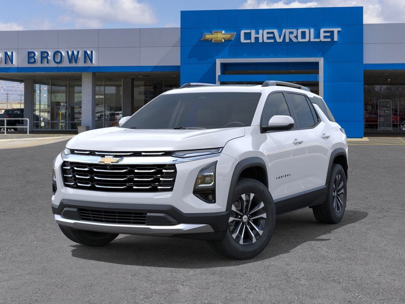Chevrolet Equinox Vehicle Full-screen Gallery Image 6