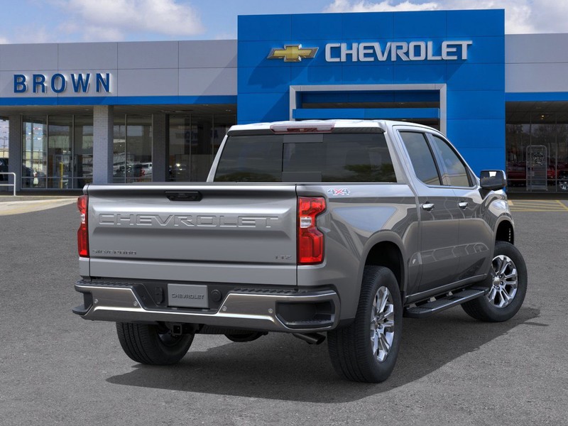 Chevrolet Silverado 1500 Vehicle Full-screen Gallery Image 4