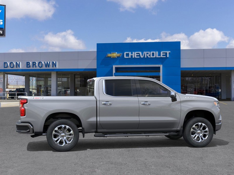Chevrolet Silverado 1500 Vehicle Full-screen Gallery Image 5