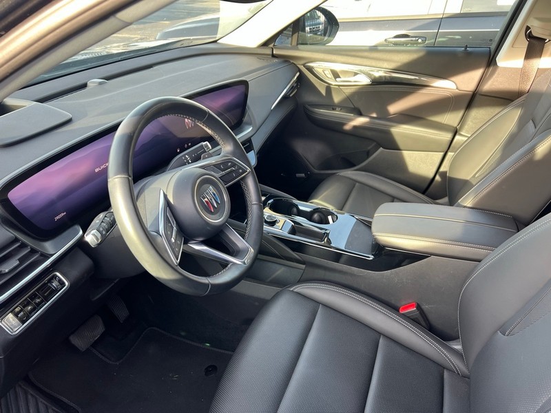 Buick Envision Vehicle Full-screen Gallery Image 7