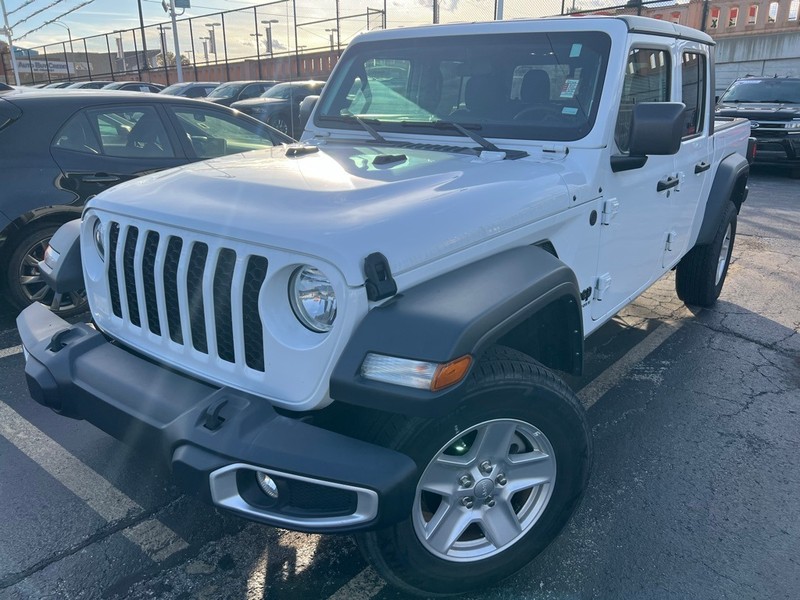 Jeep Gladiator Vehicle Full-screen Gallery Image 3