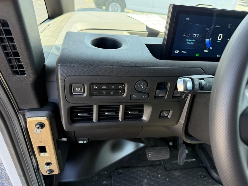Chevrolet BrightDrop 400 Vehicle Full-screen Gallery Image 17