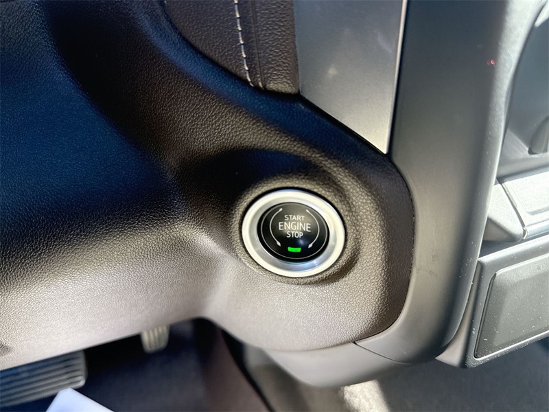 Chevrolet Silverado 1500 LTD Vehicle Full-screen Gallery Image 21