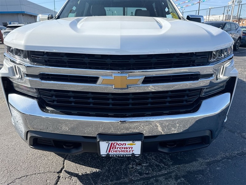 Chevrolet Silverado 1500 LTD Vehicle Full-screen Gallery Image 33