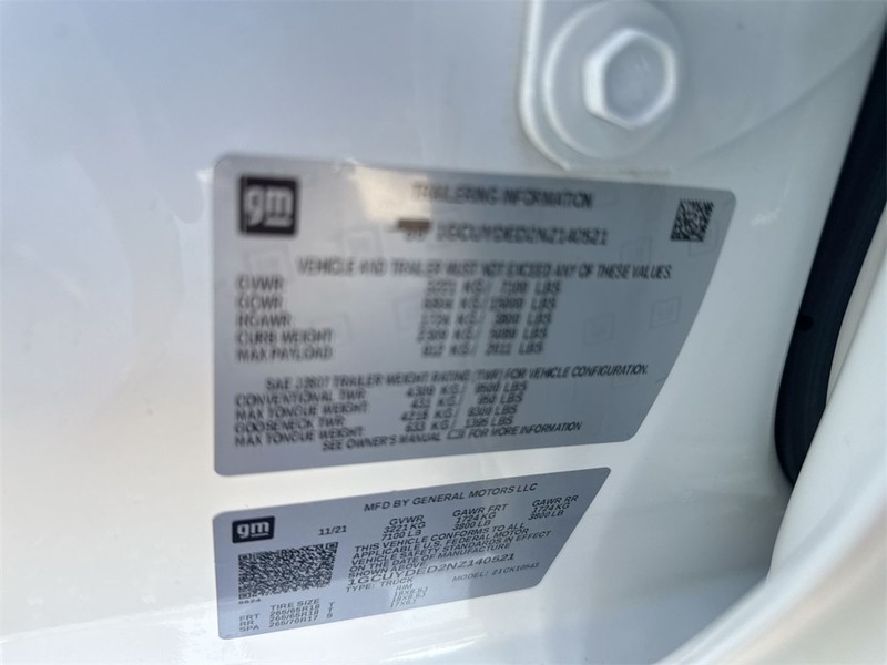 Chevrolet Silverado 1500 LTD Vehicle Full-screen Gallery Image 36