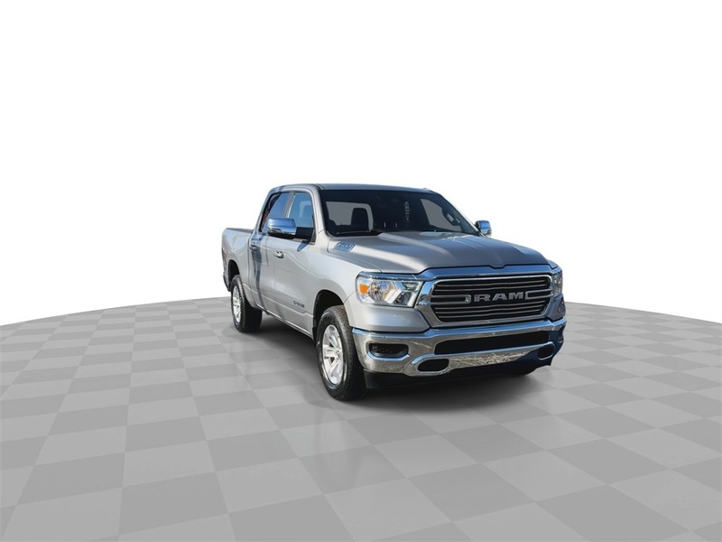 Ram 1500 Vehicle Full-screen Gallery Image 4